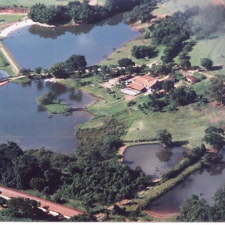 Pousada Fazenda Buracao 莫科卡 外观 照片