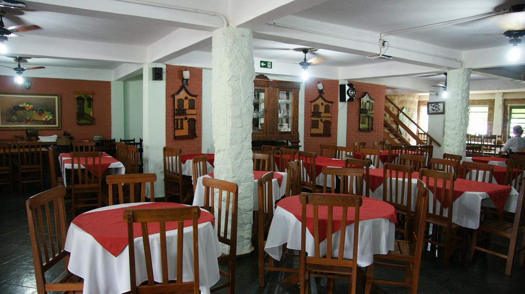 Pousada Fazenda Buracao 莫科卡 外观 照片